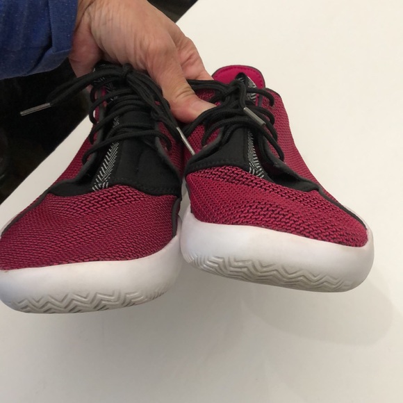 NIKE JORDAN ECLIPSE FUCHSIA TRAINERS RUNNING SNEAKERS MENS SIZE 8Y - Picture 9 of 16